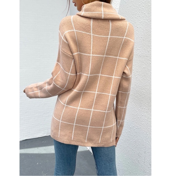 Tan Grid Printed Long Sweater Plaid Pattern Split Sides Pullover Turtleneck - Picture 4 of 12